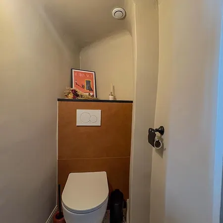 Appartement 2 Pieces Renove Avec Vue *